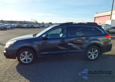 2013 Subaru Outback 3.6R Limited z USA, uszkodzony, nr VIN 4S4BRDLC7D2283403